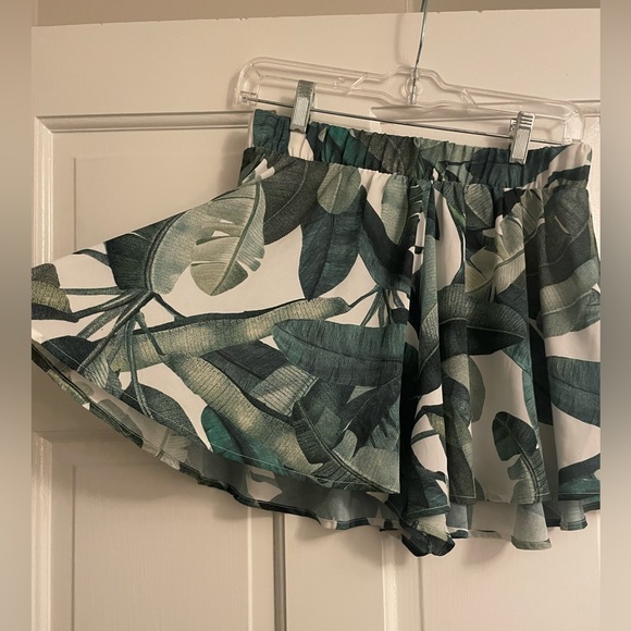 Show Me Your Mumu Carlos swing shorts - Picture 2 of 6